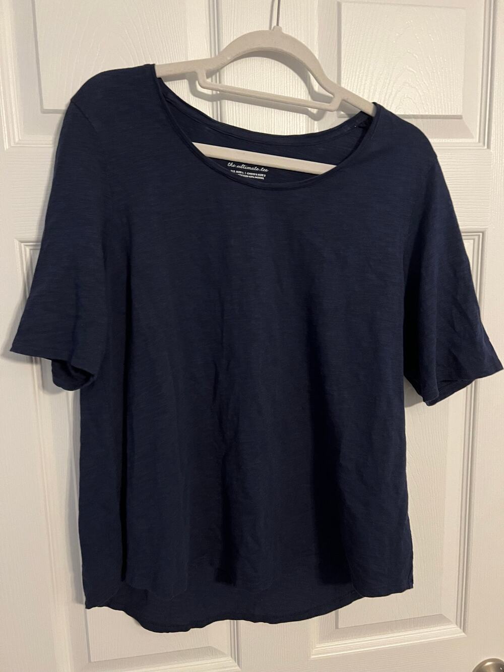 Chico’s Ultimate Tee – Size 2 (US Large) – Navy Blue